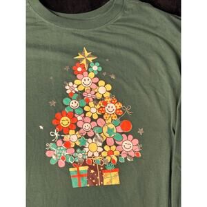 BCG Kid’s Large (12-14) Green LS Graphic T-Shirt NWOTs floral Christmas tree